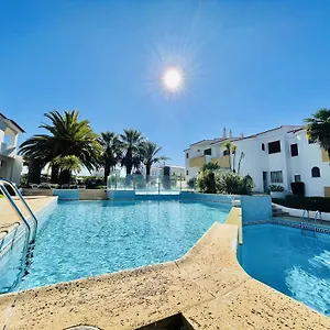 Lavanda - 2 Bedrooms - 3 Level Pool - Garden - 1km Appartement